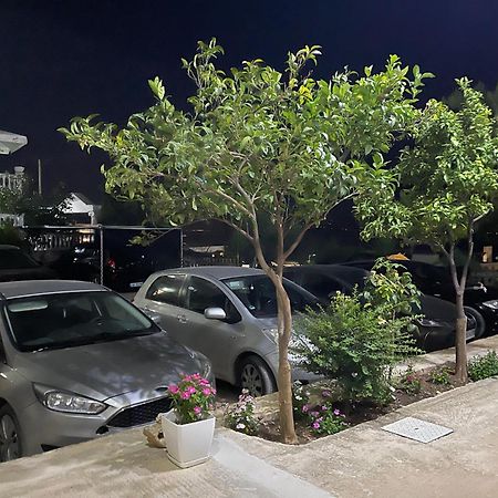 Vila Kea Sarande Luaran gambar